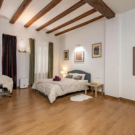 Duplex Mercado Apartment *